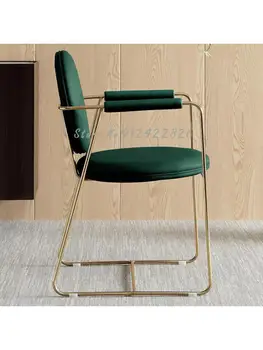 Italiano luz de lujo diseñador de red roja ins silla de comedor de casa posmoderna minimalista, el hotel cafe aderezo de la silla de cuero