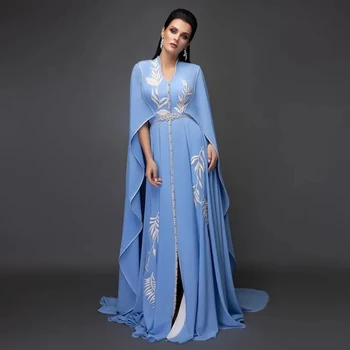 Marroquí Kaftan Cielo Azul Vestidos De Noche Con Una Capa Blanca Con Cuello En V Bordado Con Apliques De Árabe De Dubai Mujeres Caftán De Baile Vestido