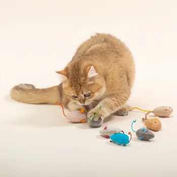 OUZEY de la Felpa de la Falsa Ratón Gato Juguetes Con Catnip Interiores de Juego Interactivo Gatito Juguete Resistente a la Picadura de Gatos Divertidos Accesorios